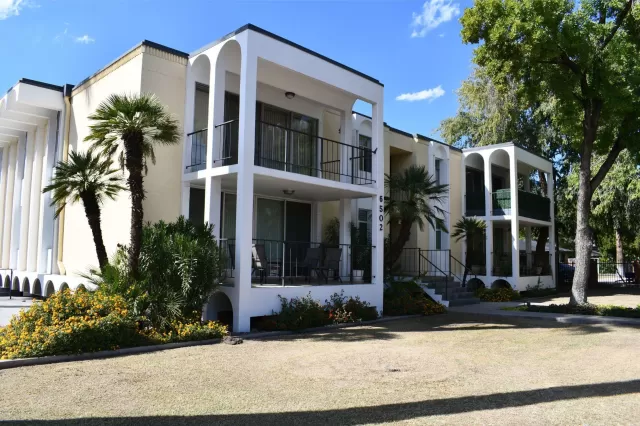 MLS: 6029074 Condo For Sale