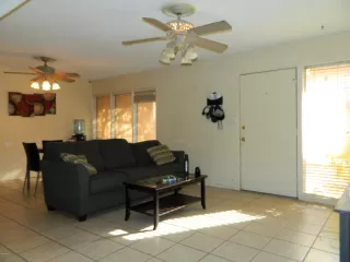 Photo #2: 6029108 Listing