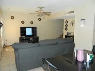 Photo #4: 6029108 Listing