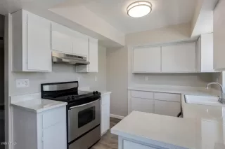 Photo #2: 6029359 Listing