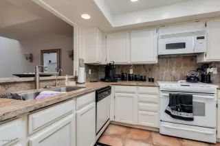 Photo #1: 6029892 Listing