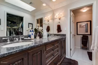 Photo #3: 6029892 Listing