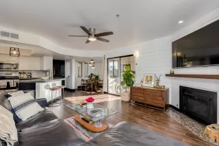 Photo #4: 6030285 Listing