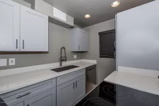 Photo #1: 6030289 Listing 