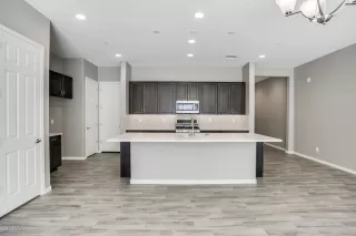 Photo #2: 6030345 Listing