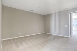 Photo #5: 6030345 Listing