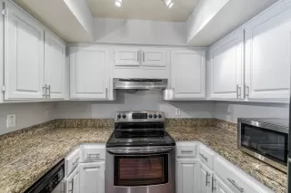 Photo #1: 6030390 Listing
