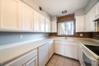 Photo #2: 6030469 Listing 