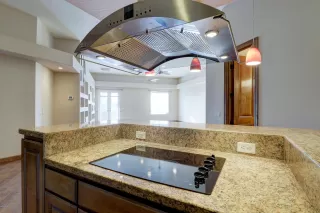 Photo #1: 6030691 Listing