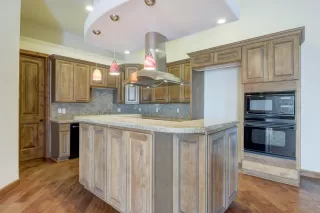 Photo #3: 6030691 Listing