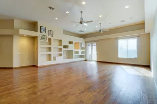 Photo #6: 6030691 Listing