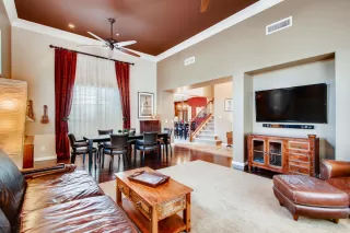 Photo #5: 6030741 Listing 