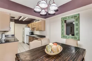 Photo #5: 6030845 Listing