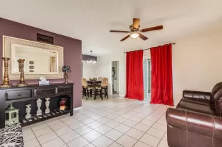 Photo #6: 6030845 Listing