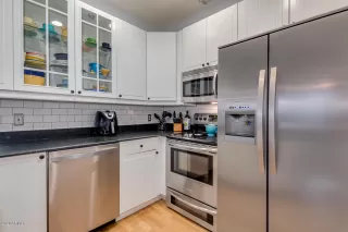 Photo #6: 6030850 Listing