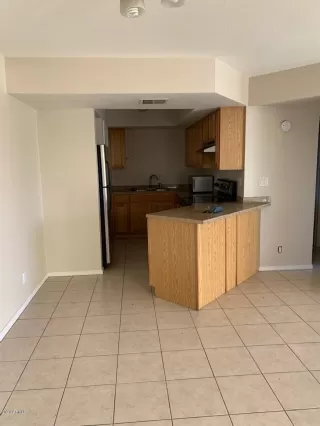 Photo #4: 6031122 Listing