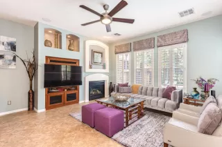 Photo #5: 6031191 Listing