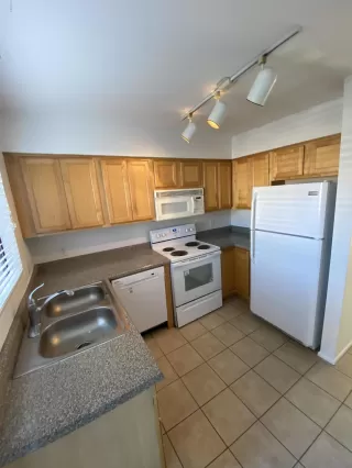 Photo #1: 6031344 Listing 