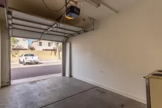 Photo #5: 6031359 Listing