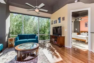 Photo #3: 6031517 Listing 