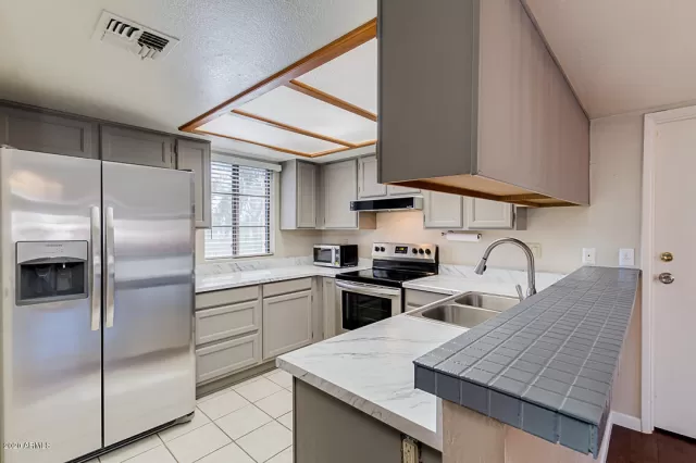 MLS: 6031641 Condo For Sale