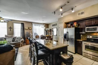 Photo #1: 6031716 Listing 