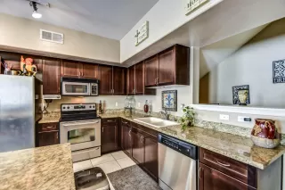 Photo #5: 6031716 Listing 