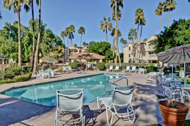 MLS: 6031718 Condo For Sale