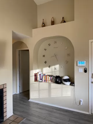 Photo #5: 6031890 Listing