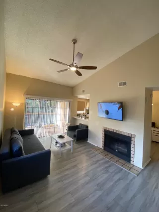 Photo #6: 6031890 Listing