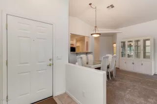 Photo #5: 6031936 Listing 