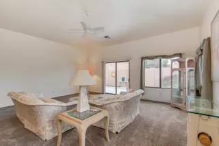 Photo #6: 6031936 Listing 