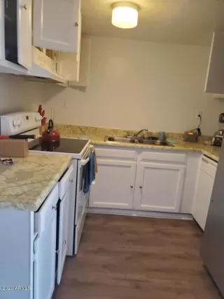 Photo #3: 6032236 Listing 