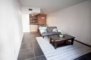 Photo #2: 6032342 Listing 