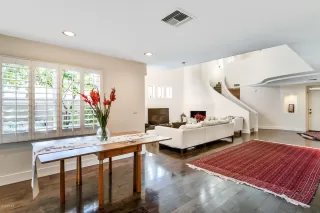 Photo #2: 6032430 Listing 