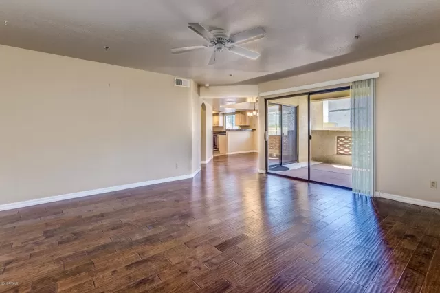 MLS: 6032604 Condo For Sale