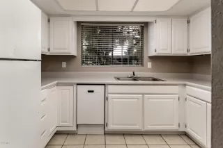 Photo #4: 6032629 Listing