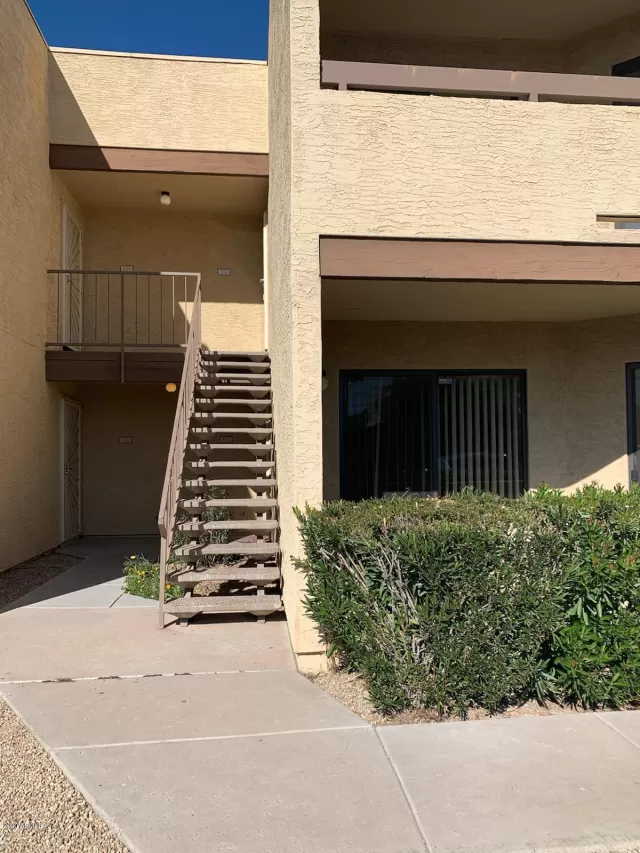 MLS: 6032634 Condo For Sale