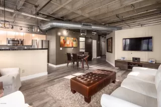 Photo #4: 6032884 Listing