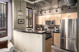 Photo #6: 6032884 Listing