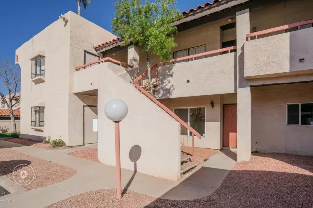 MLS: 6032900 Condo For Sale