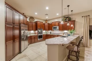 Photo #6: 6032930 Listing 