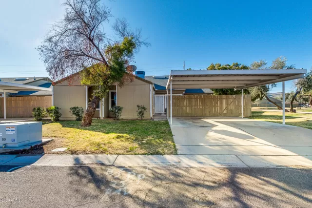 MLS: 6033207 Condo For Sale