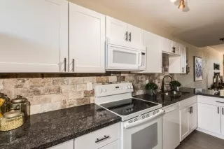 Photo #3: 6033242 Listing