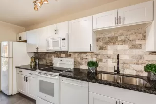 Photo #4: 6033242 Listing