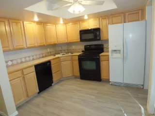 Photo #6: 6033309 Listing 