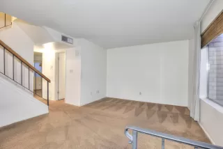 Photo #6: 6033635 Listing