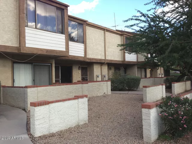 MLS: 6033745 Condo For Sale