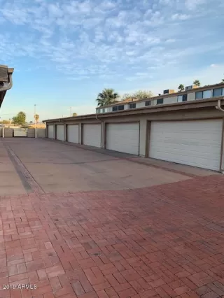 Photo #2: 6033745 Listing