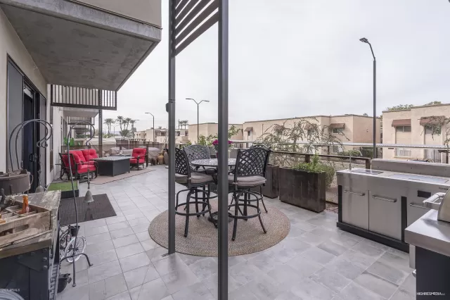 MLS: 6033804 Condo For Sale